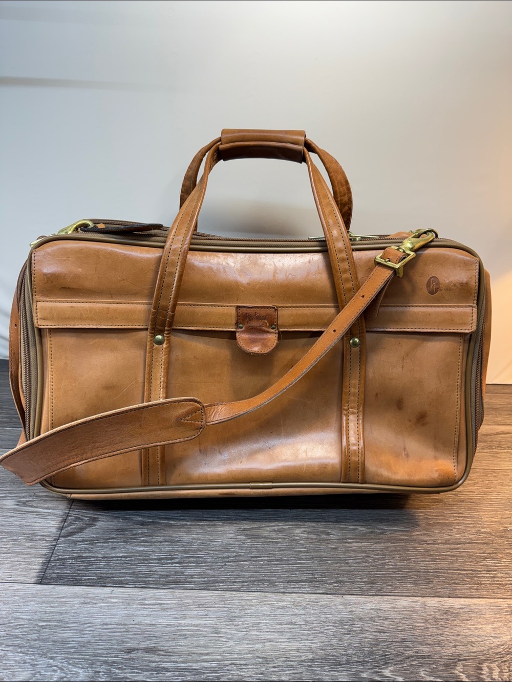 Vintage Hartmann 747 Belting Leather Carry On Suitcase Luggage Shoulder Bag
